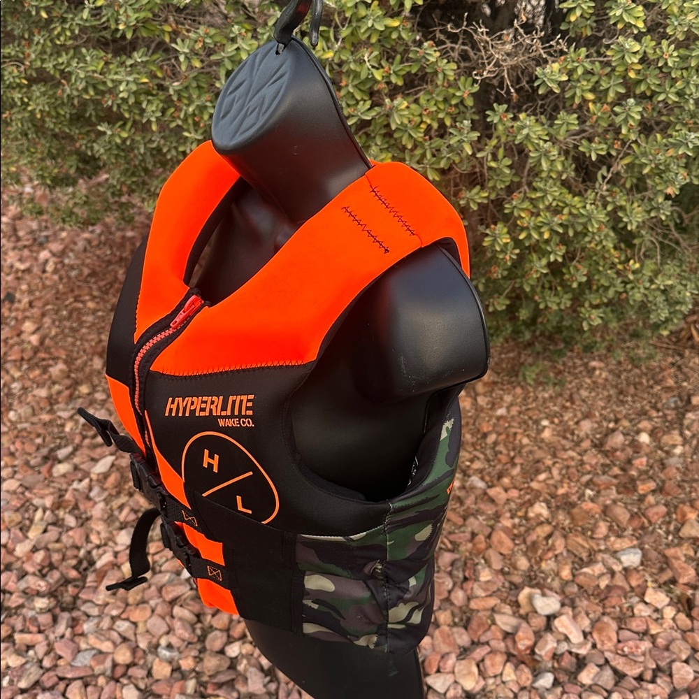 Hyperlite Orange and Black Life Vest - Picture 17 of 17